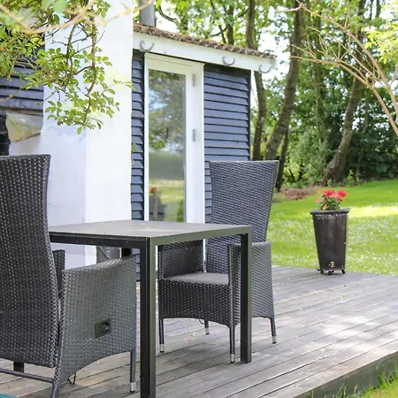 Σπίτι διακοπών Cozy In Ejstrupholm With Kitchen *