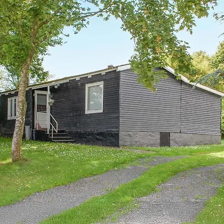 1 Bedroom Stunning In Ejstrupholm 度假居 *